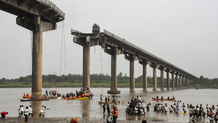 https://salarnews.in/public/uploads/images/newsimages/maannewsimage10072025_104152_Salar News Header (2).png